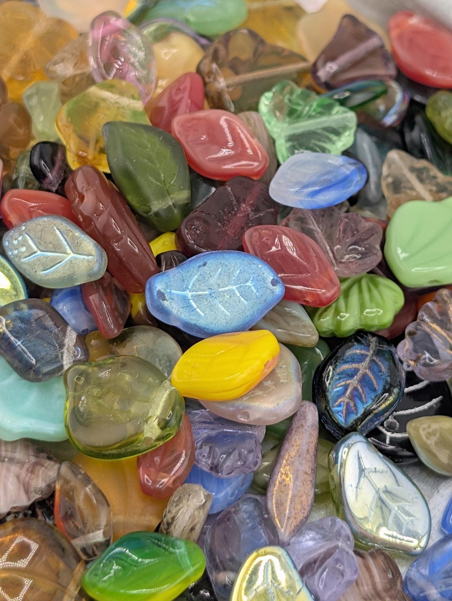 Czech Pressed Glass Leaf Bead Mix 30g pkg