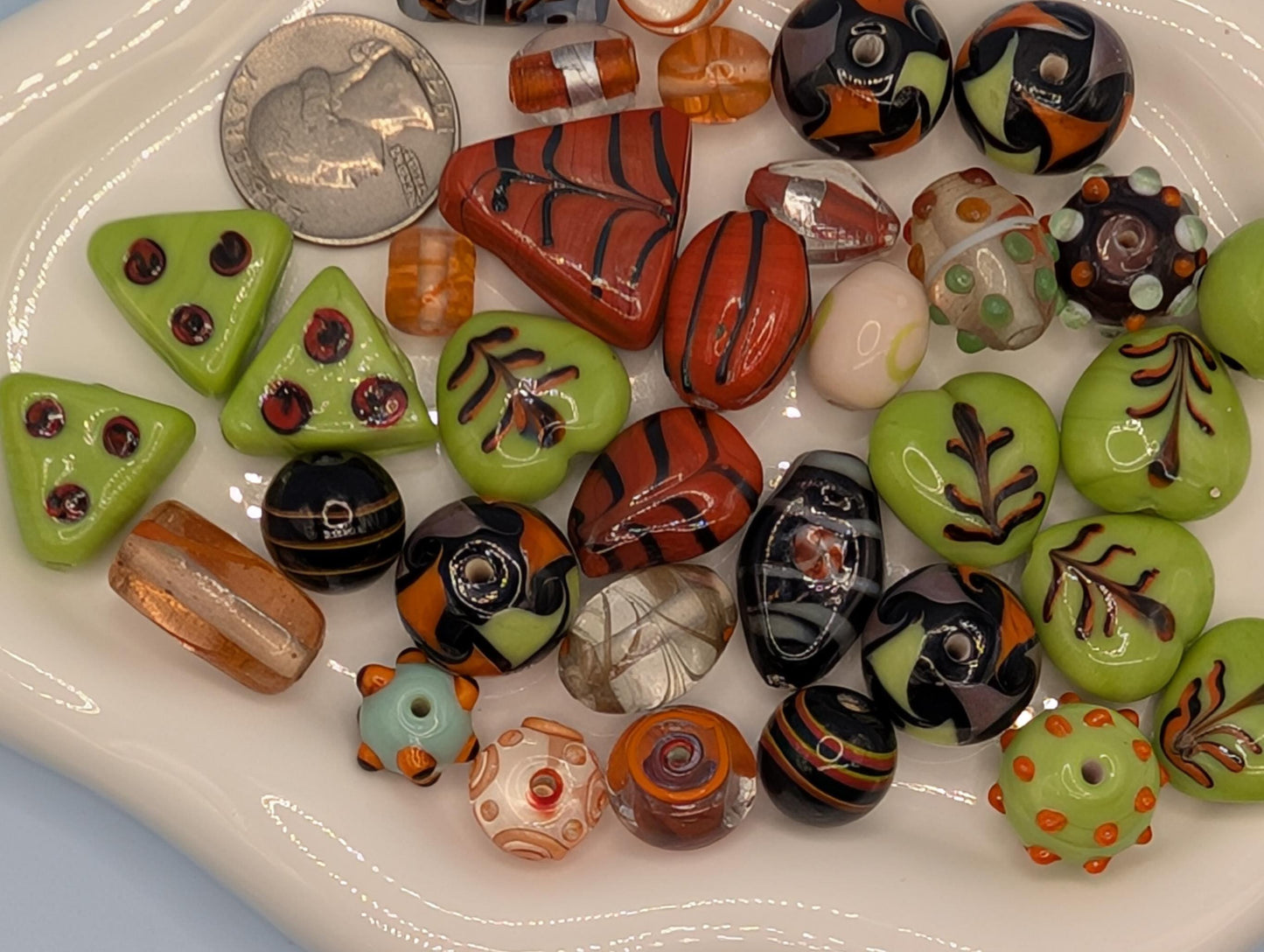 1/4 LB Learise Exclusive Mix Orange & Green Lampworks Glass Beads