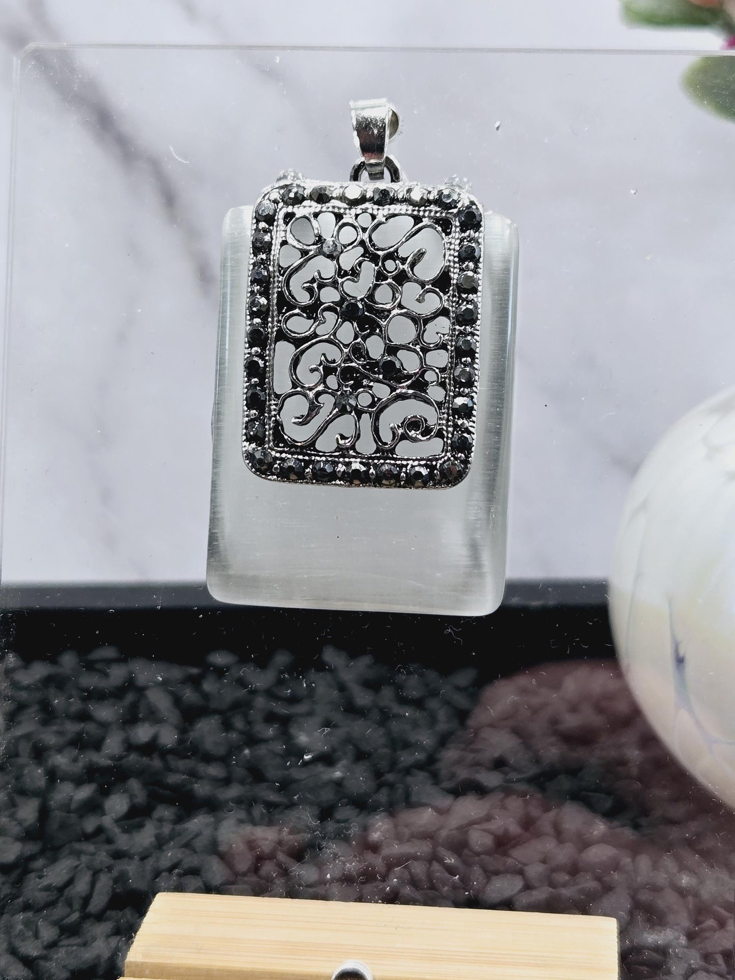 Steampunk Medallion Pendant: Gunmetal & Silver DIY Charm