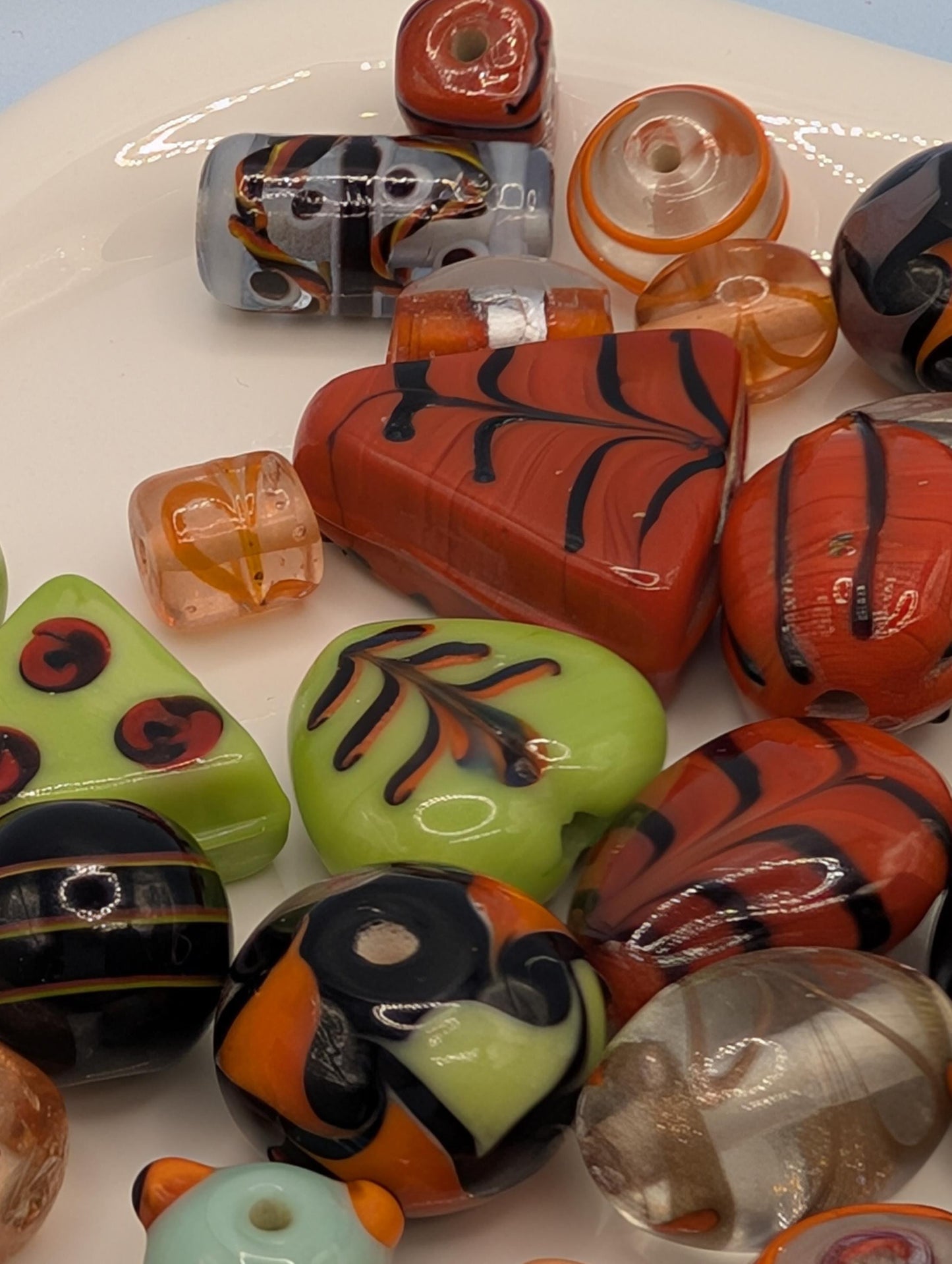 1/4 LB Learise Exclusive Mix Orange & Green Lampworks Glass Beads