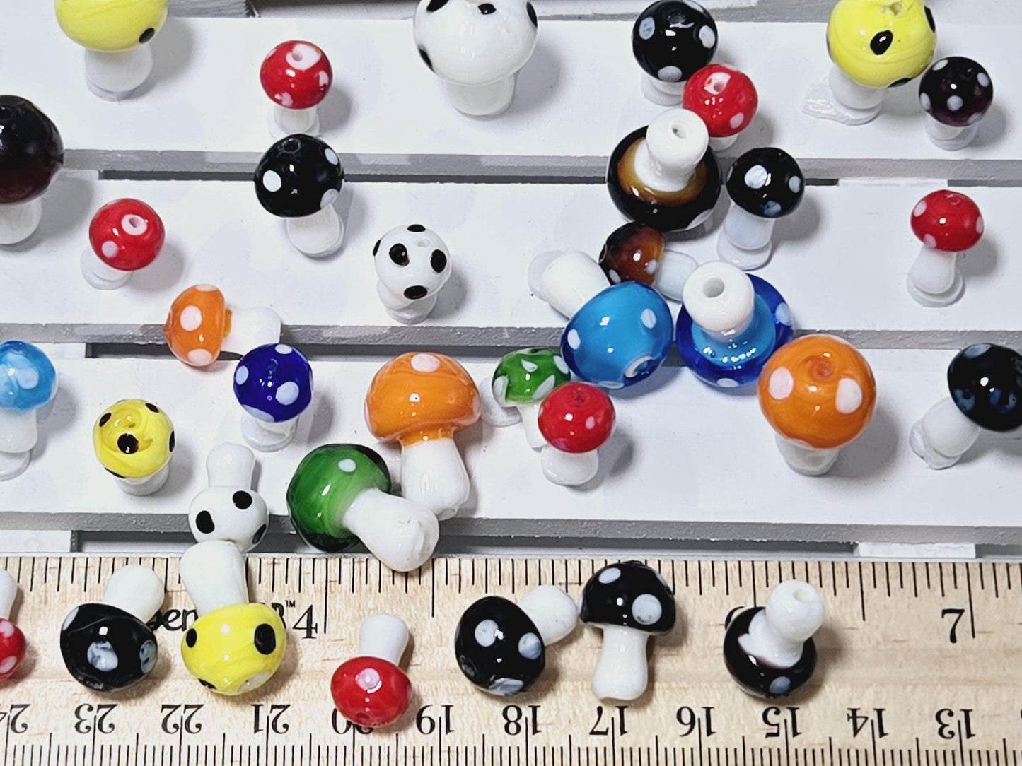 133g Glass Mushroom Focal Beads: Jewelry Making, Crafting