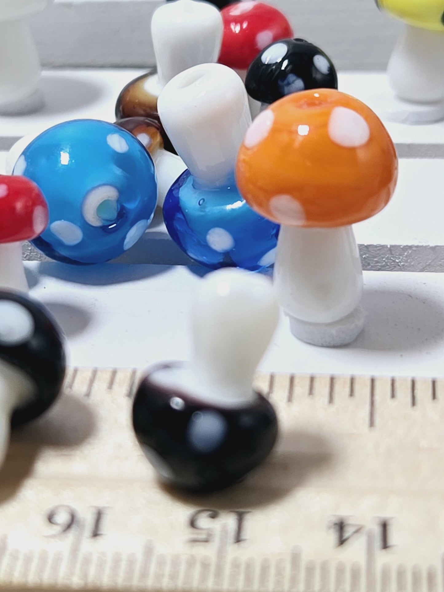 133g Glass Mushroom Focal Beads: Jewelry Making, Crafting