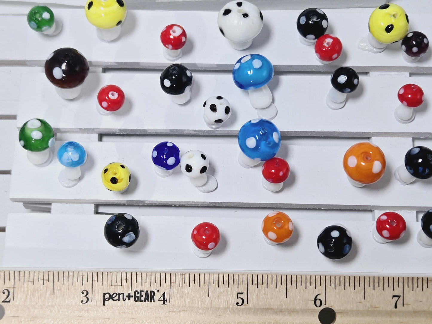 133g Glass Mushroom Focal Beads: Jewelry Making, Crafting
