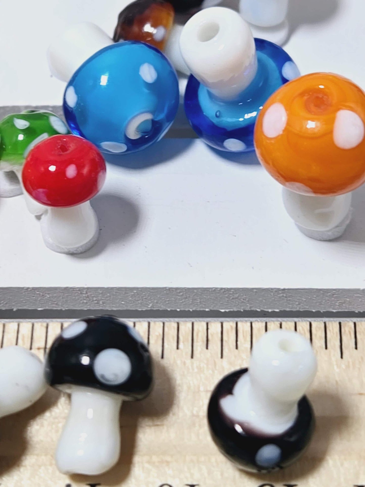 133g Glass Mushroom Focal Beads: Jewelry Making, Crafting