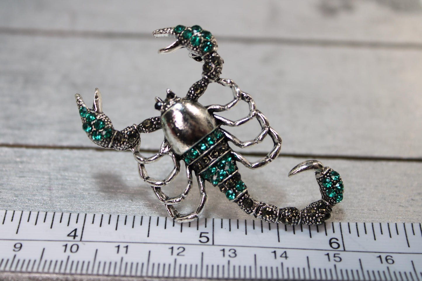 Silver Plated Teal Scorpion : Intricate Animal Pin (50x31mm) Brooch