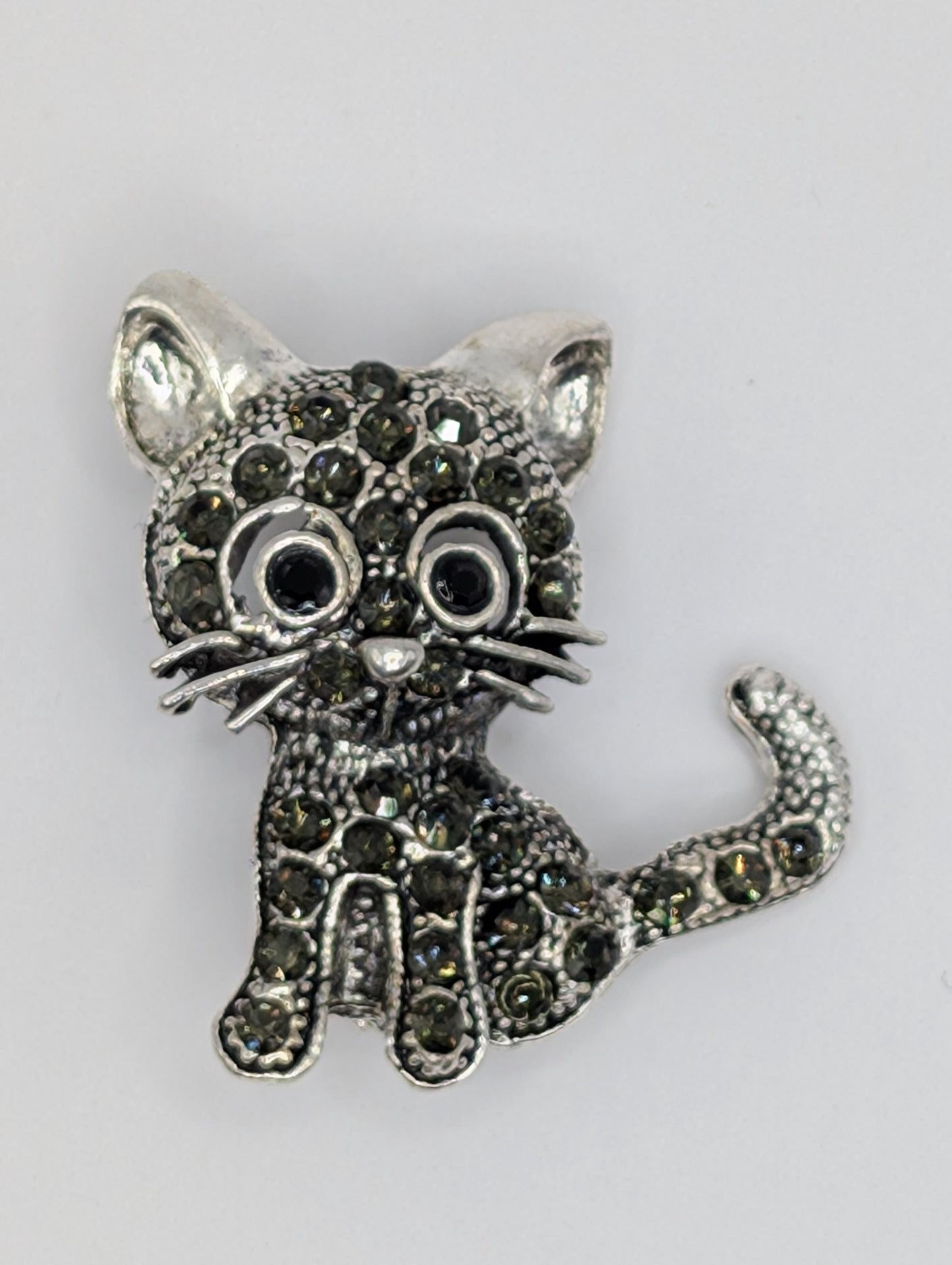 Silver Plated Cat : Black Rhinestone Kitty Jewelry Brooch