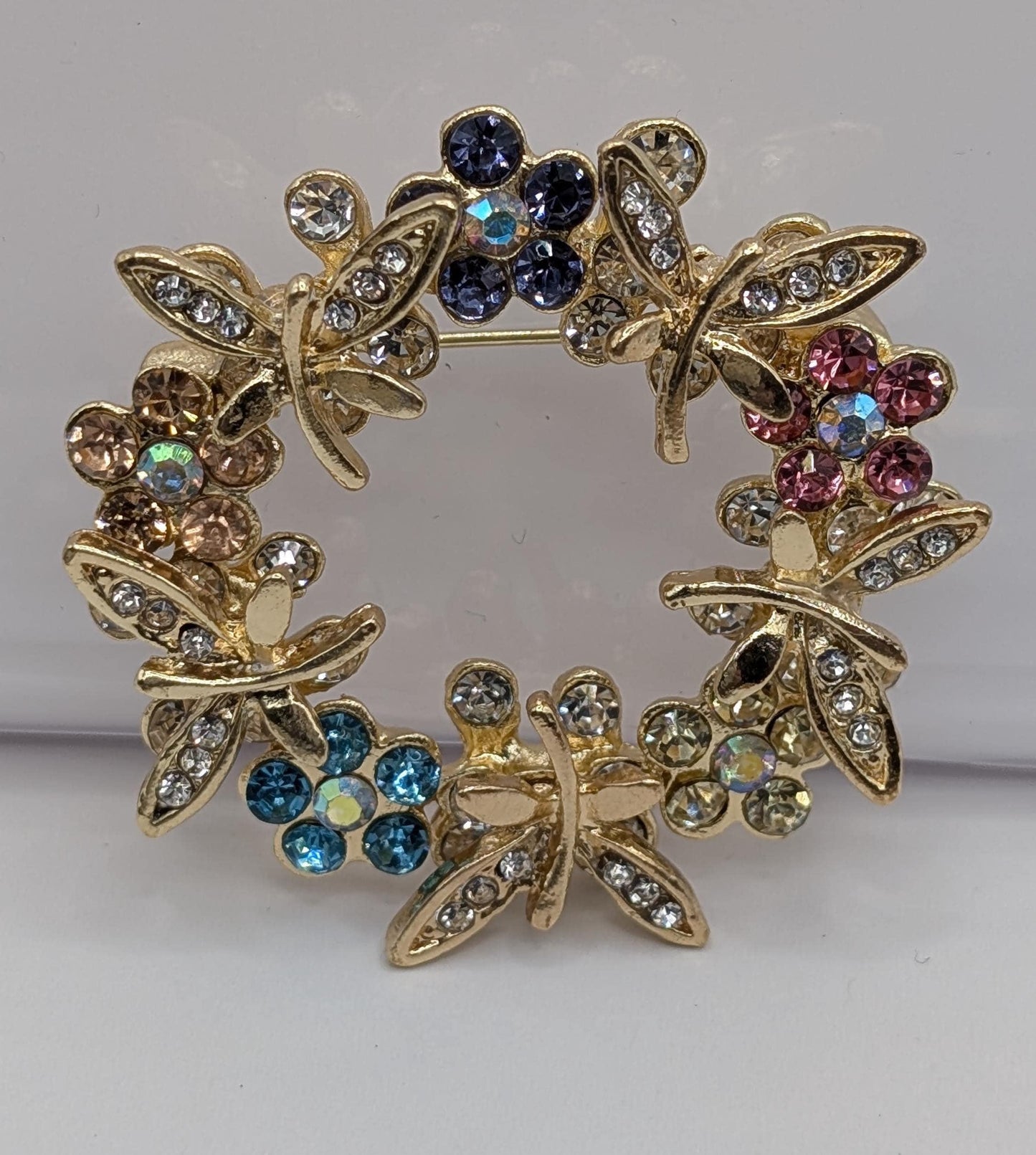 Golden Plate Pink Butterfly Wreath Brooch