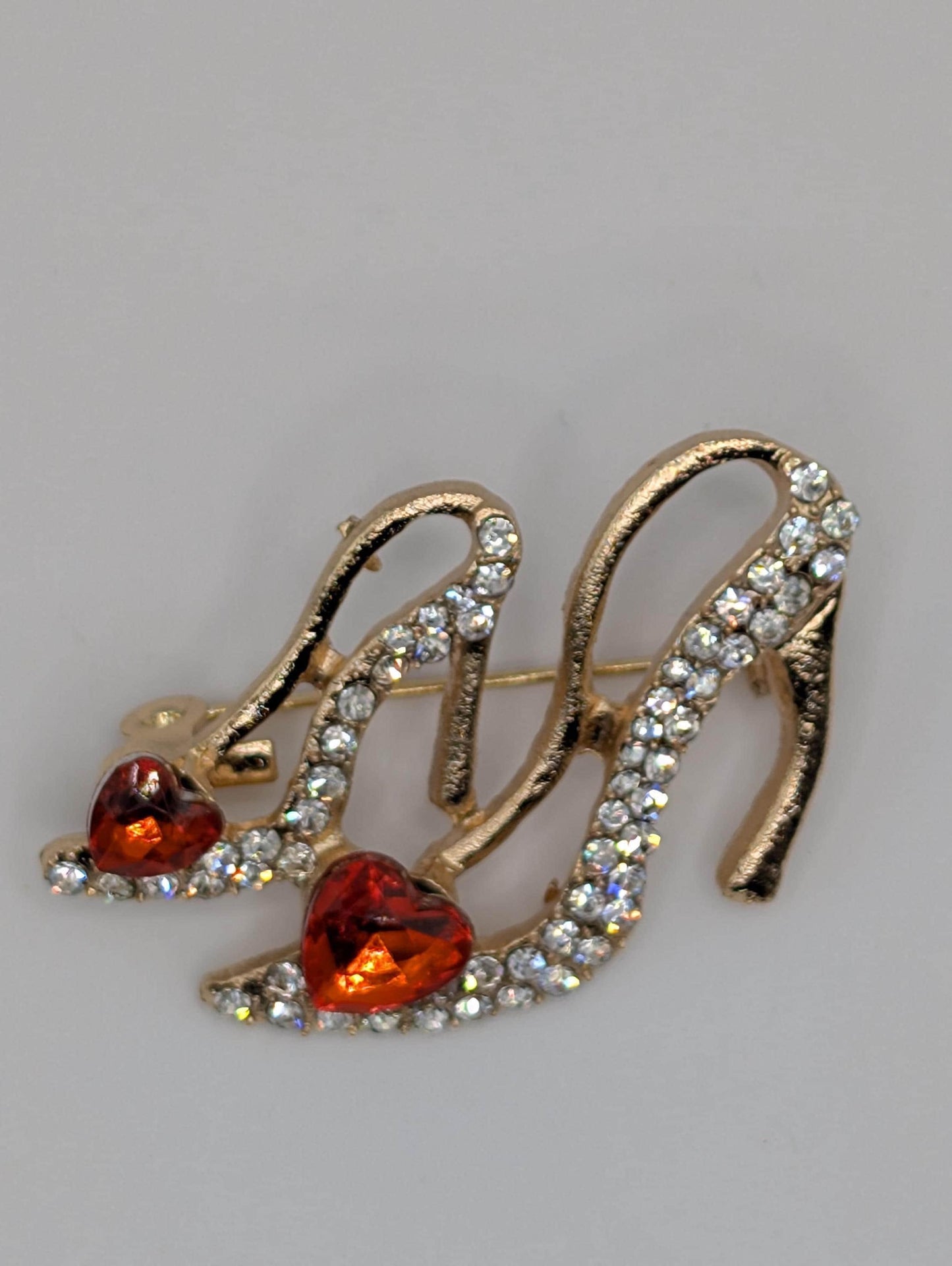 Golden Plate High Heel with Ruby Accent Brooch