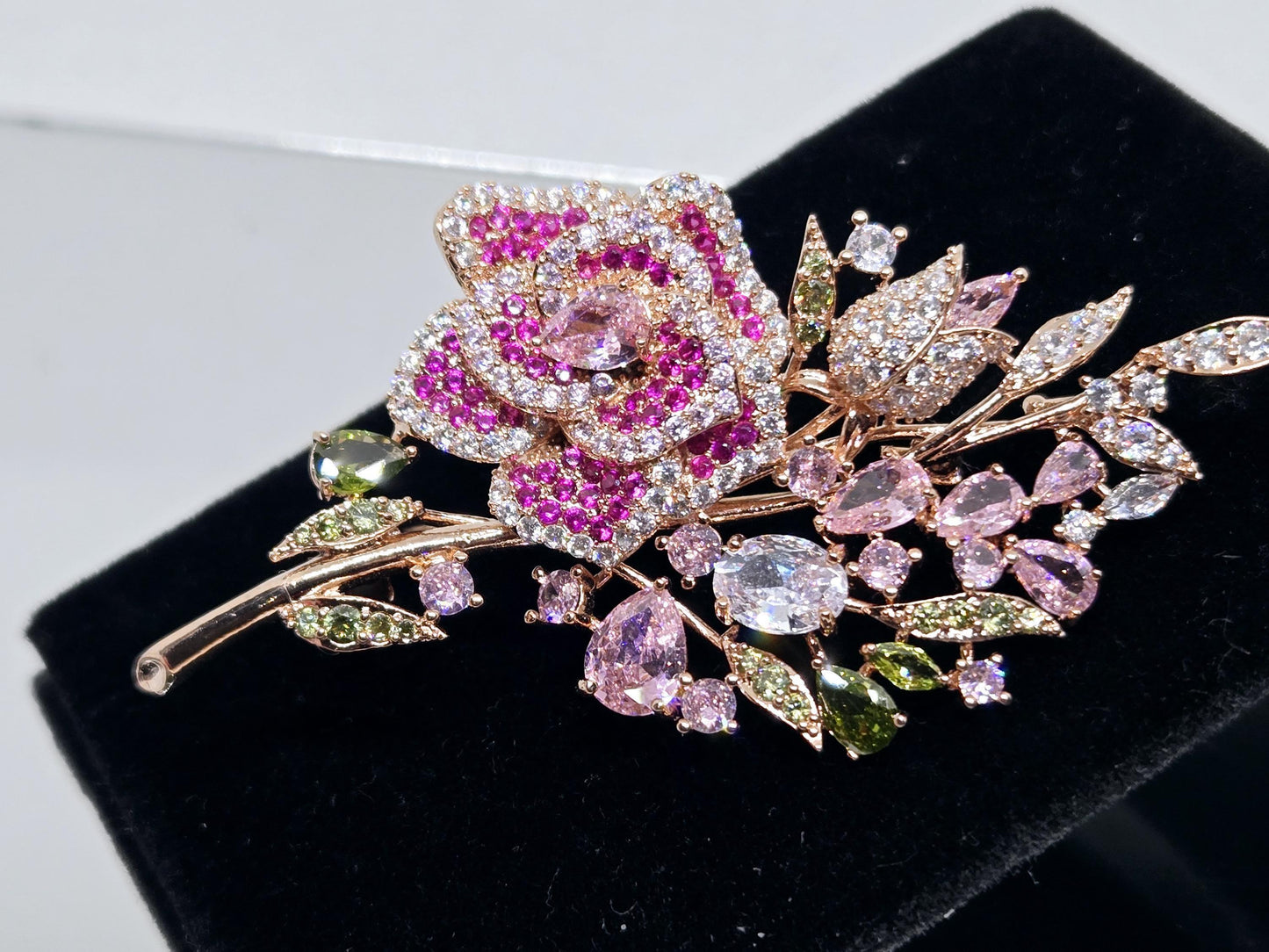 Rose Gold Plated Rose : Elegant Floral Pin (75x35mm) Brooch