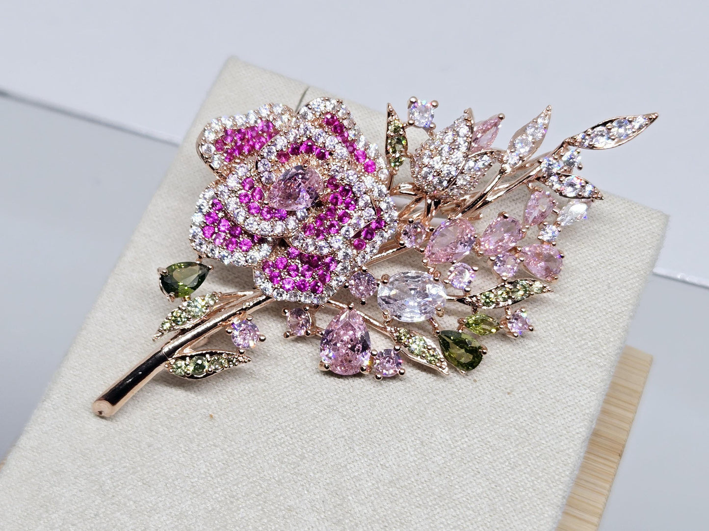 Rose Gold Plated Rose : Elegant Floral Pin (75x35mm) Brooch