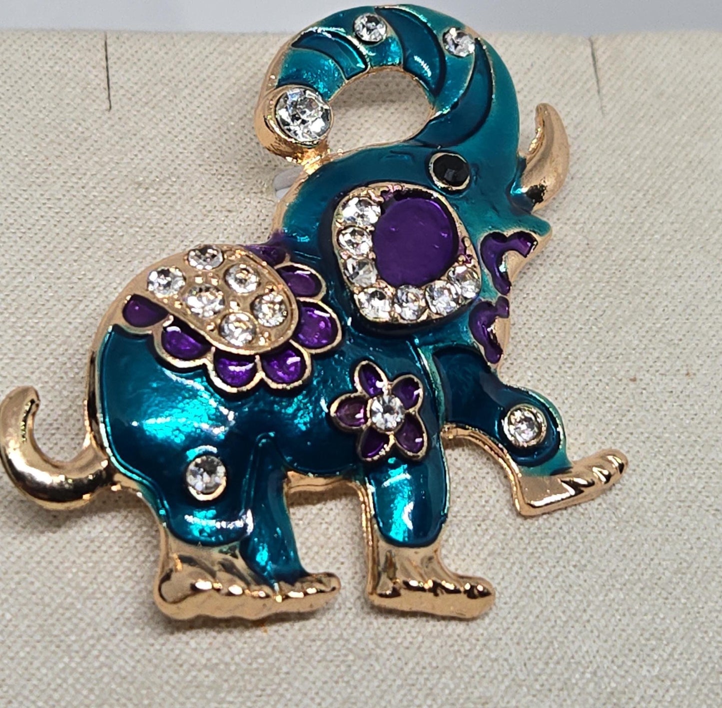 Silver Plate CZ Rhinestone Elephant Brooch