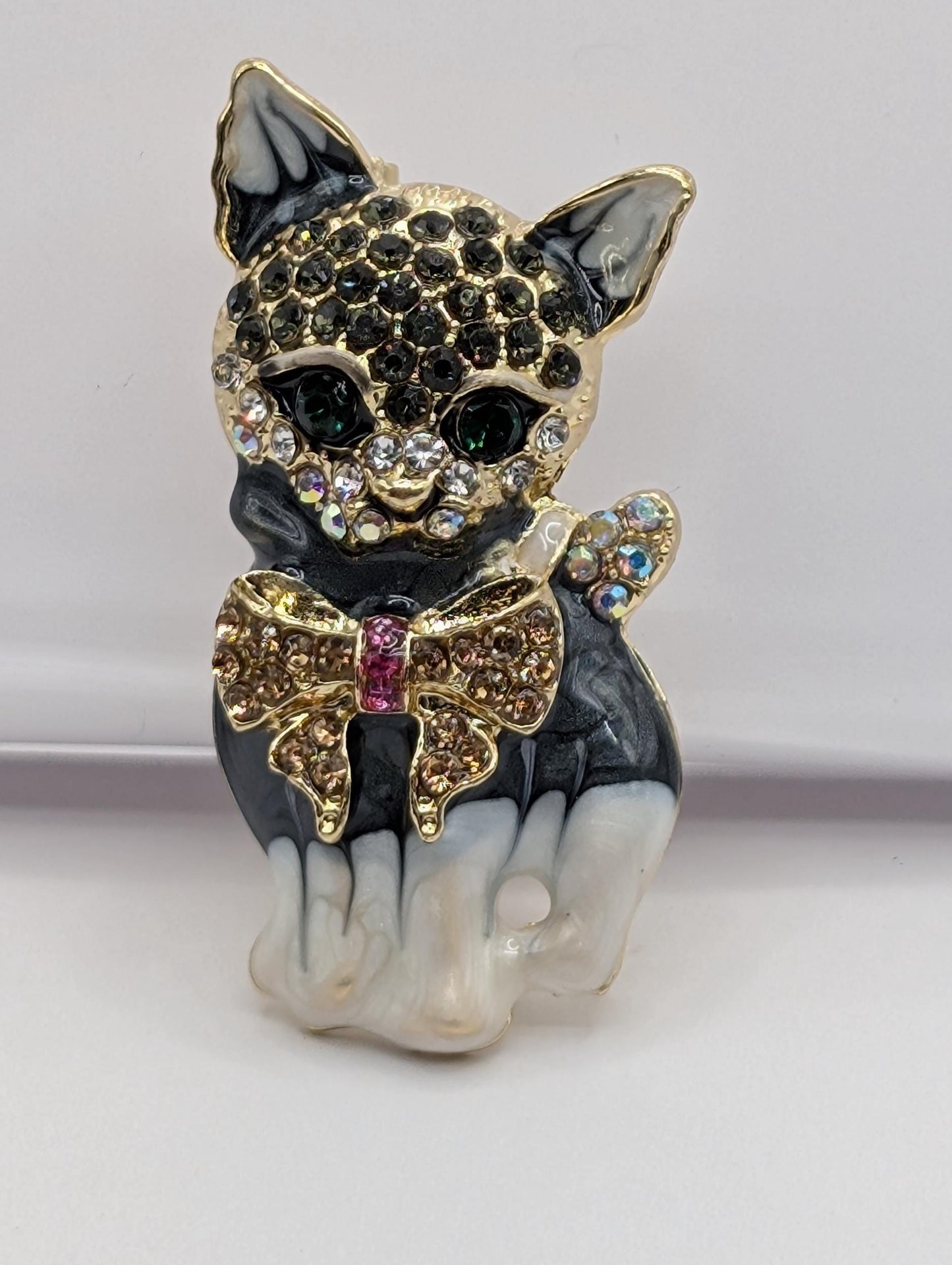 Golden Plate Kitty Brooch