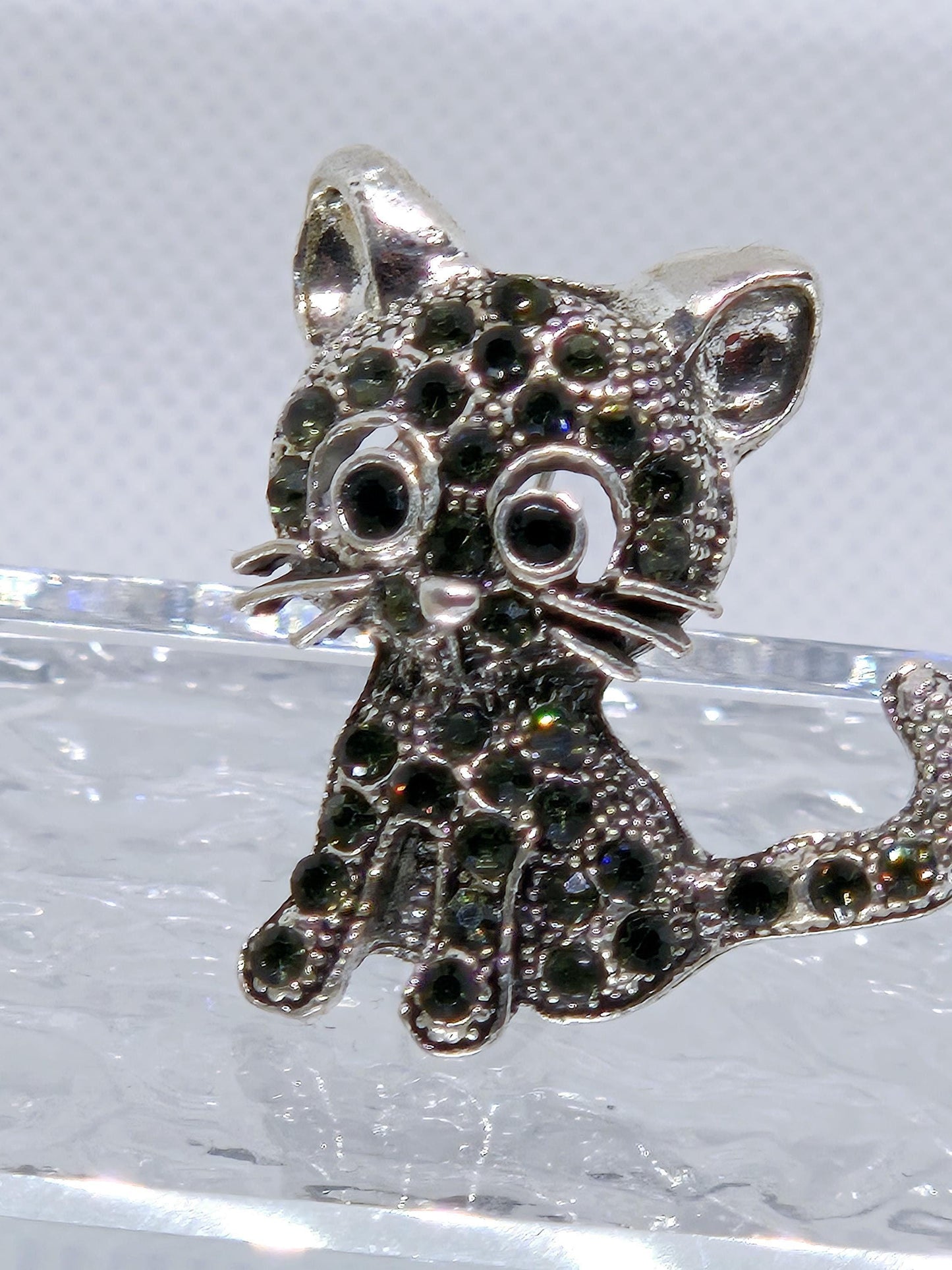 Silver Plated Cat : Black Rhinestone Kitty Jewelry Brooch