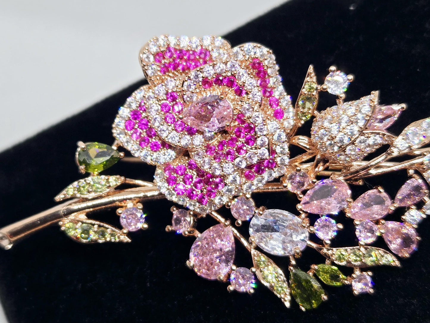 Rose Gold Plated Rose : Elegant Floral Pin (75x35mm) Brooch