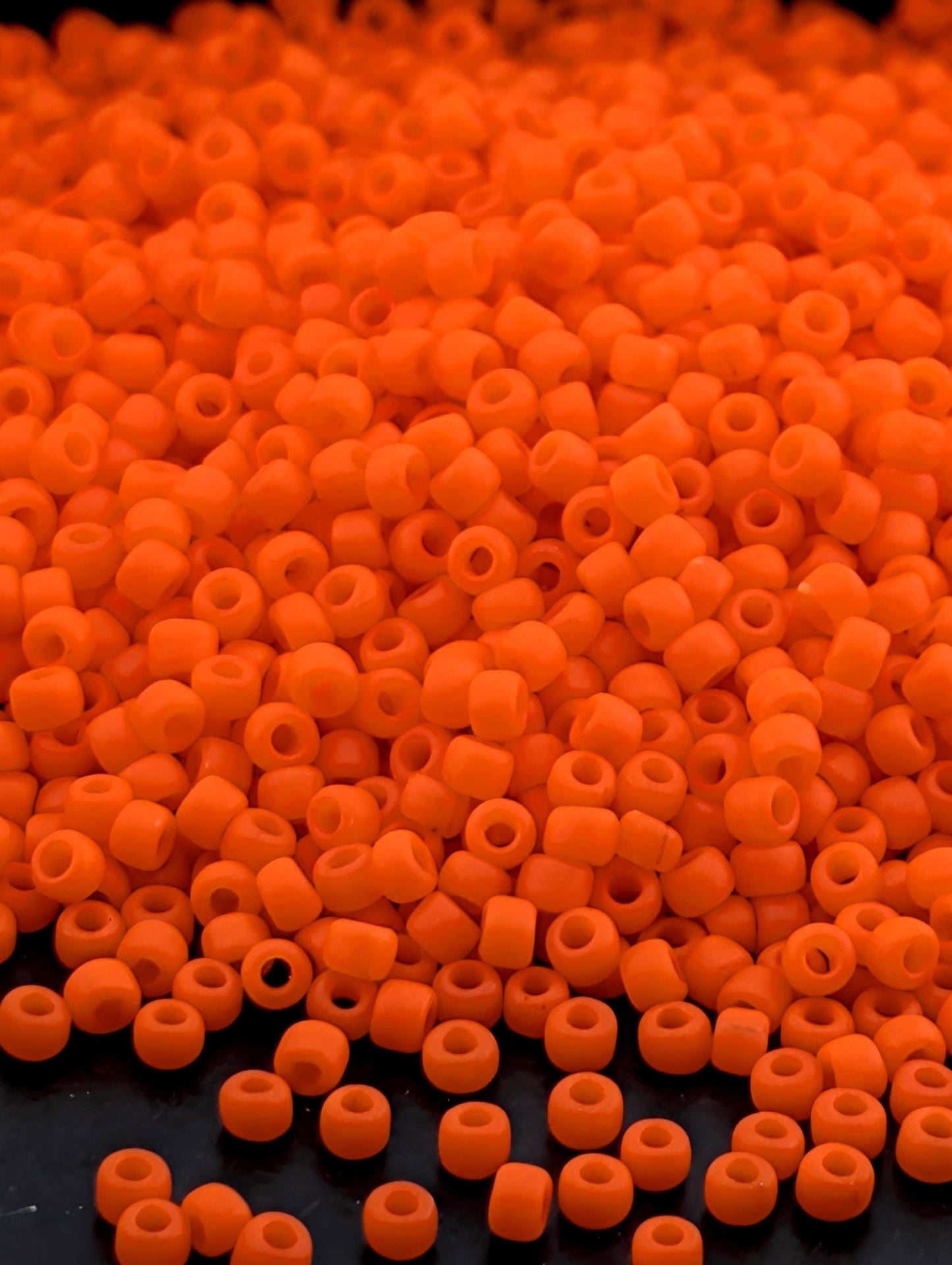 1979SB Opaque Matte Dark Orange 11/0 (15g pkg)