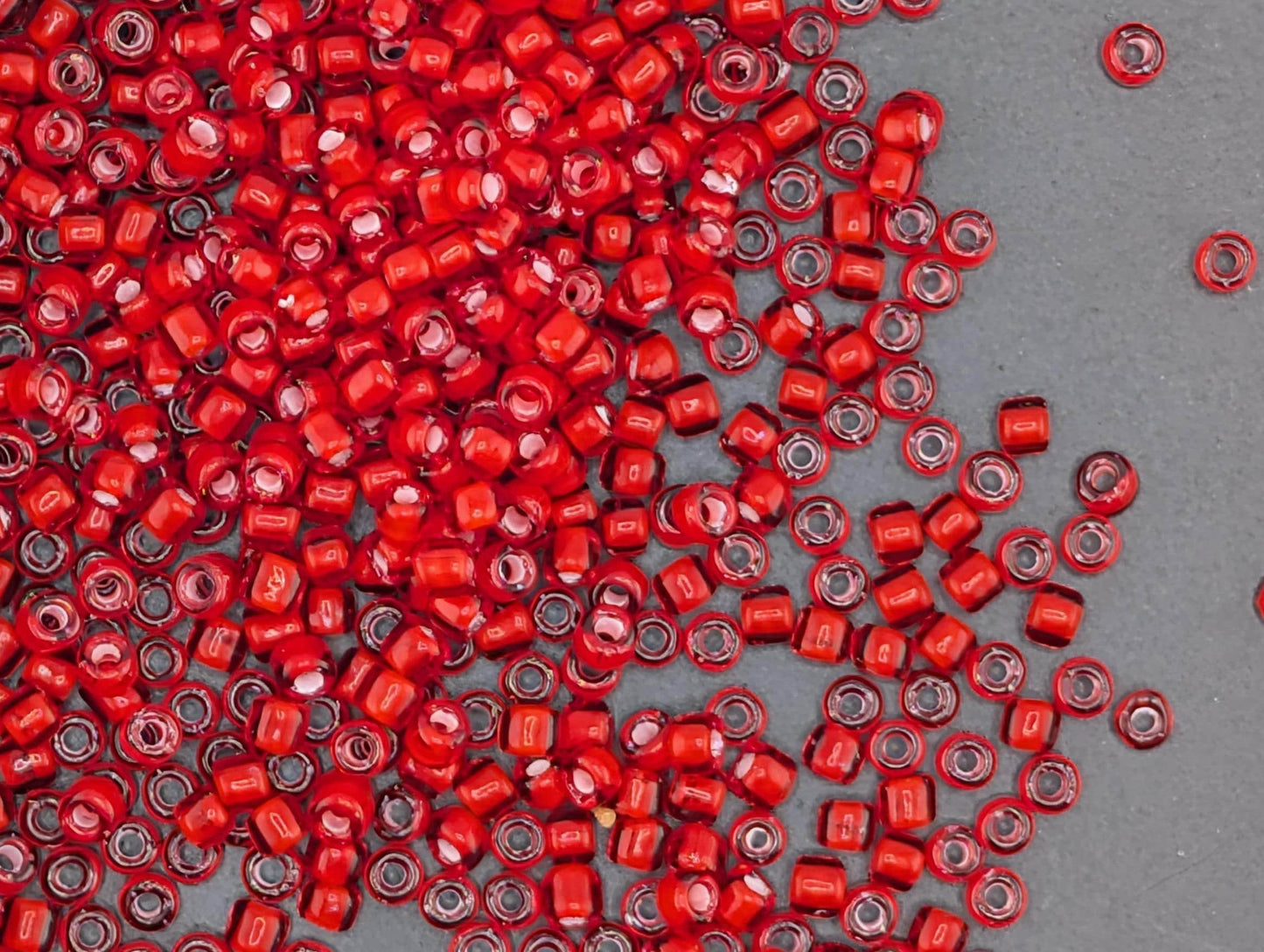 Red White Heart Glass Seed Beads | Preciosa Ornela Seed Beads | Size 10/0 | 15g Pkg ~1425 pcs