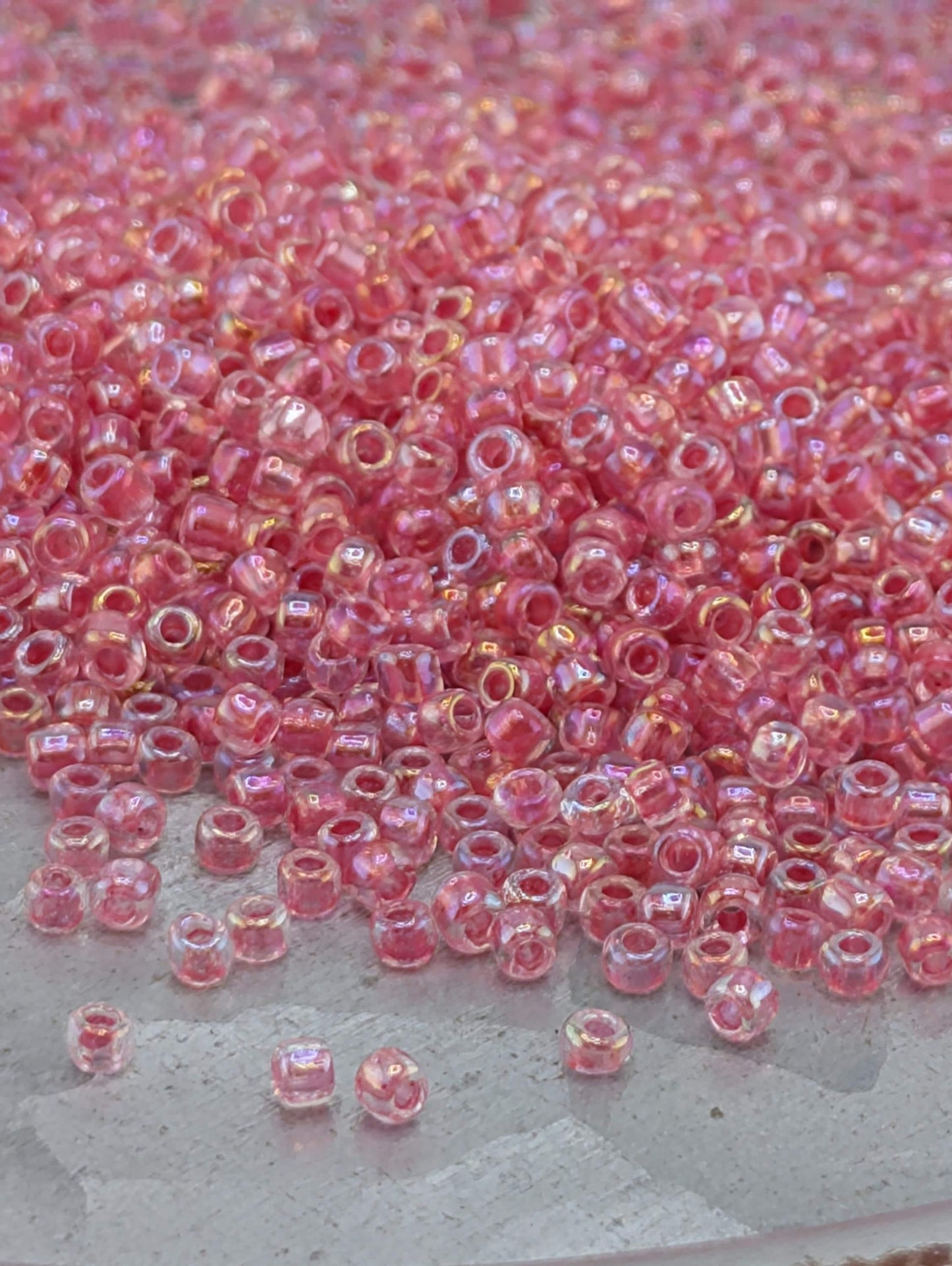 1852SB Translucent Inside Dyed Color Rainbow Hot Pink 11/0