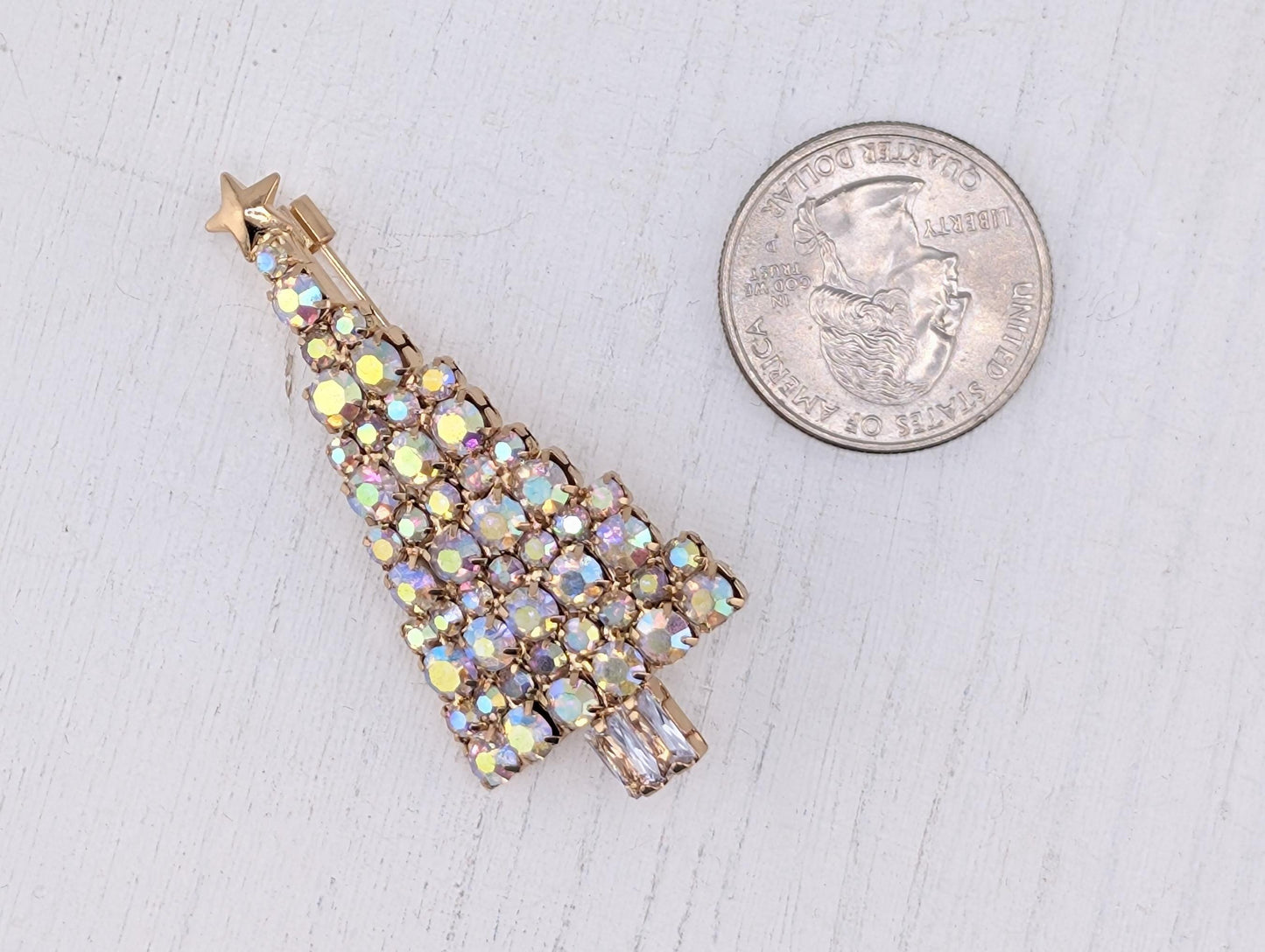 Gold plate rhinestone Christmas Tree brooch