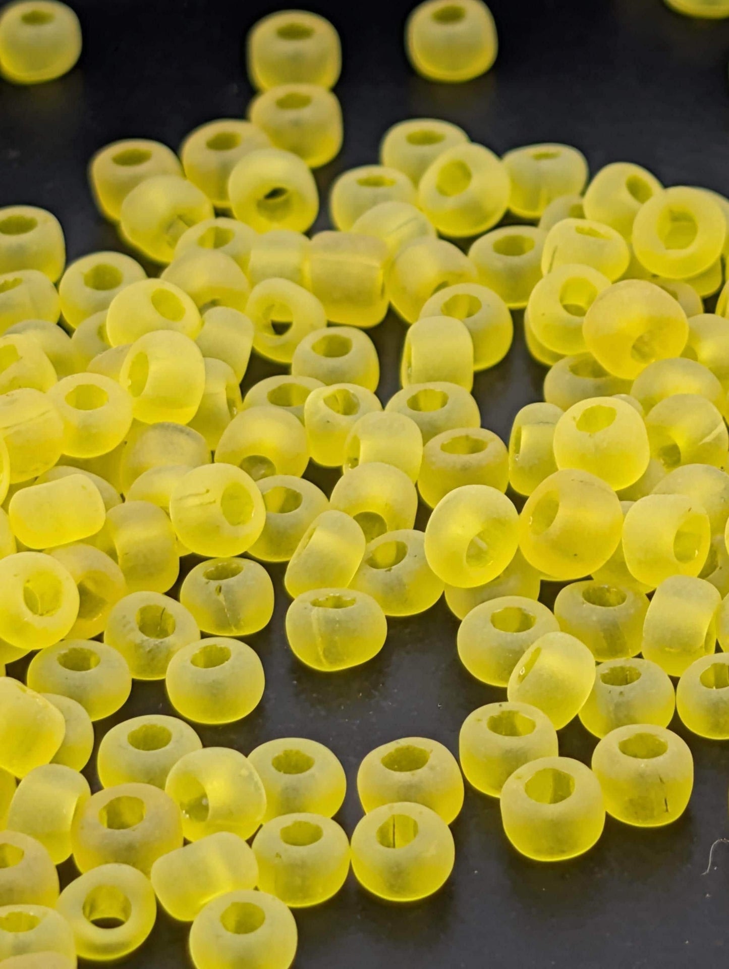 5554SB Transparent Matte Yellow 6/0 (15g Pkg)