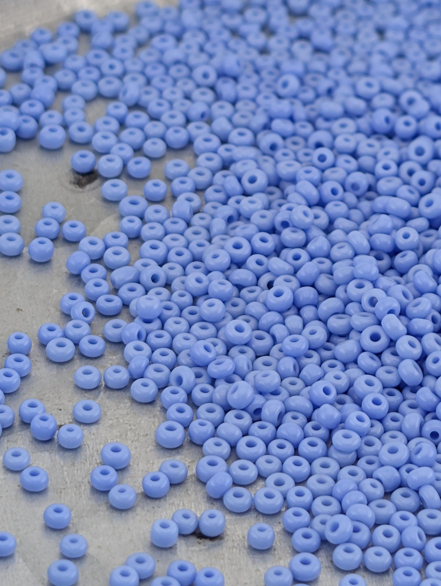 Opaque Medium Blue Size 11/0 15g pkg