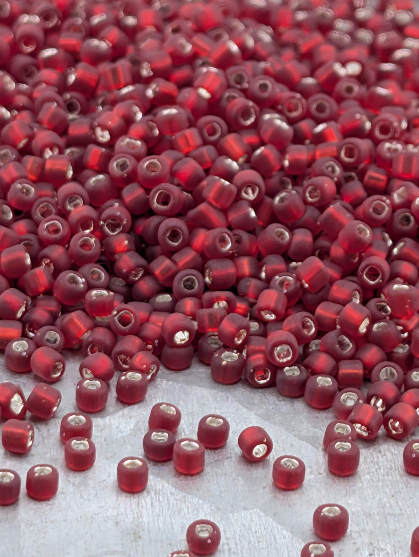 1927SB Translucent Silver Lined Matte Ruby Red 11/0