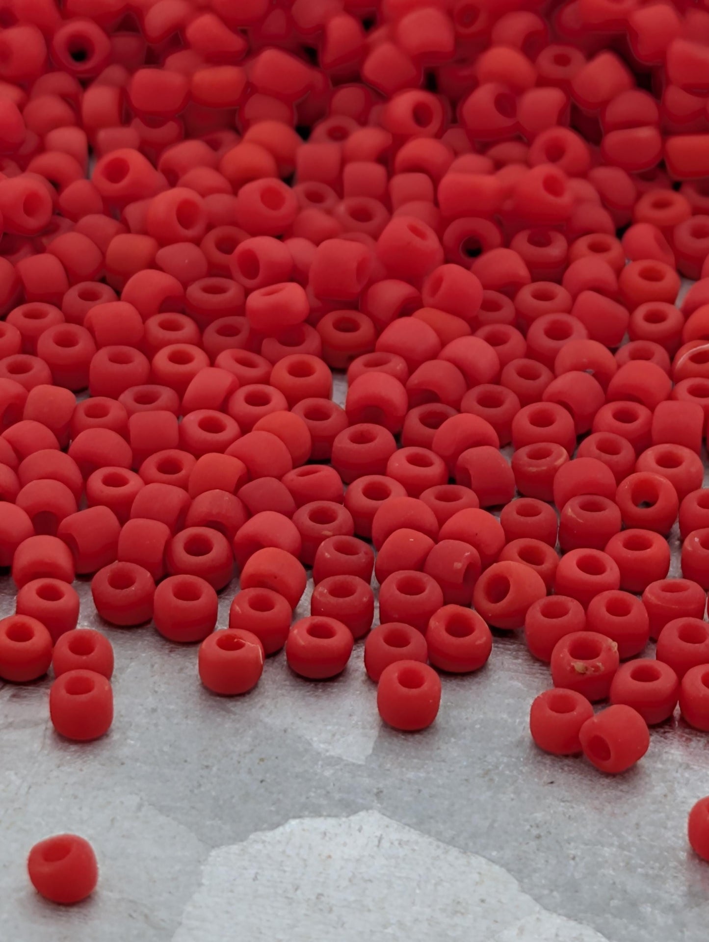 1981SB Opaque Matte Red 11/0 (15g pkg)