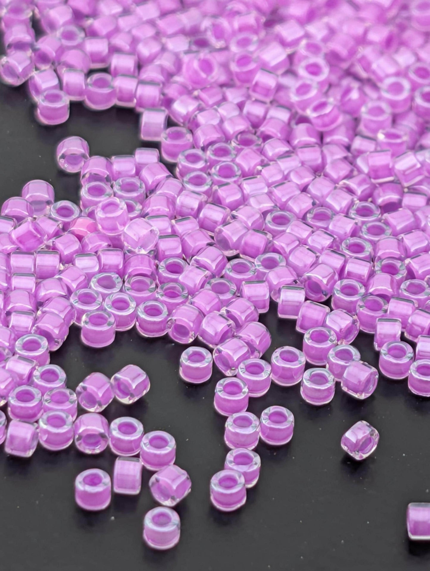 DB2038-Miyuki Delica 11/0:Luminous Plum Crazy ICL (7 gram pkg ~1400 Pcs)