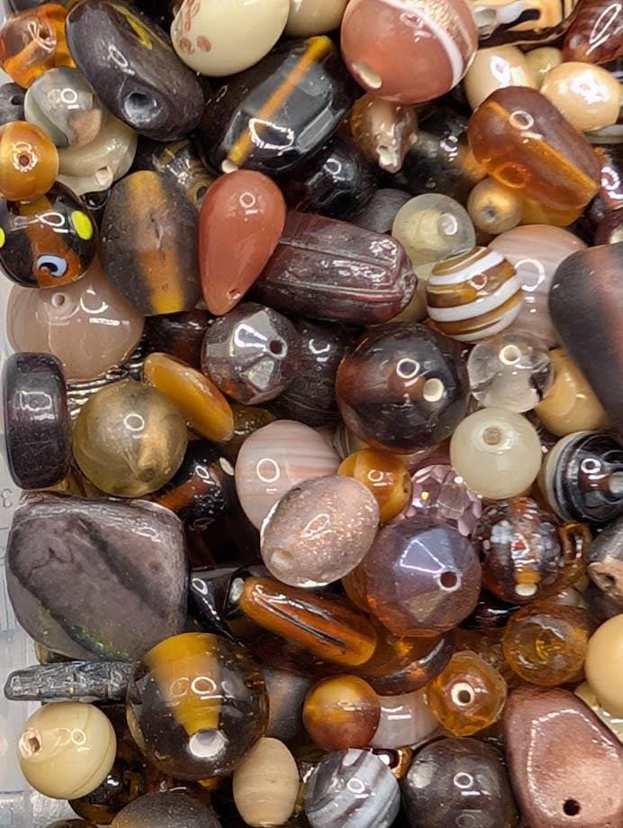 Bulk Handcrafted Lampwork Glass Beads for Jewelry Making: Vibrant Pink Artisan Creations in Bulk