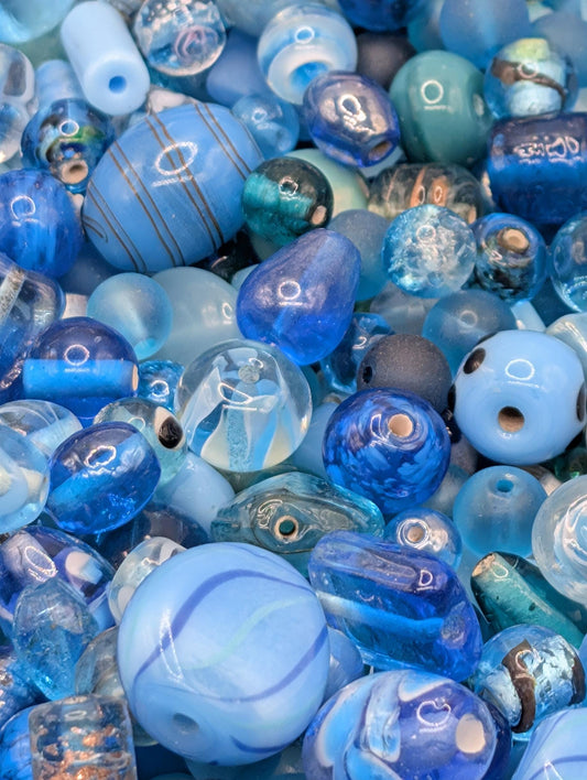 Bulk Handcrafted Lampwork Glass Beads for Jewelry Making: Vibrant Pink Artisan Creations in Bulk (30g Pkg)