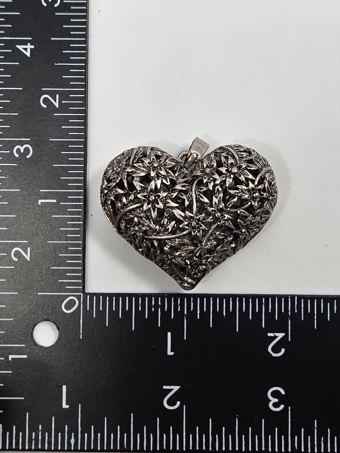 Antique Style Flower Heart Ornate Focal Pendant Bag Charm