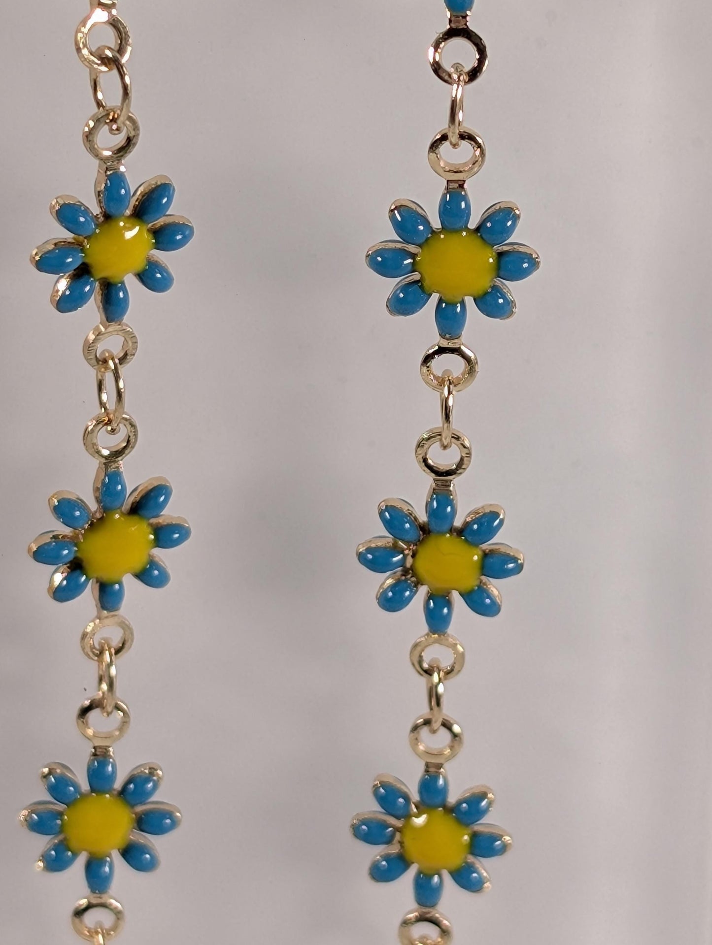Gold Plated Enamel Daisy Flower Chain: Jewelry Making & Crafts