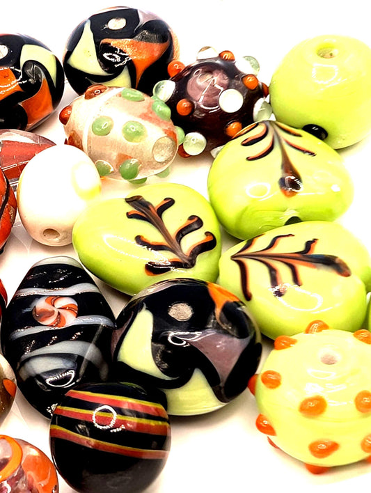 1/4 LB Learise Exclusive Mix Orange & Green Lampworks Glass Beads