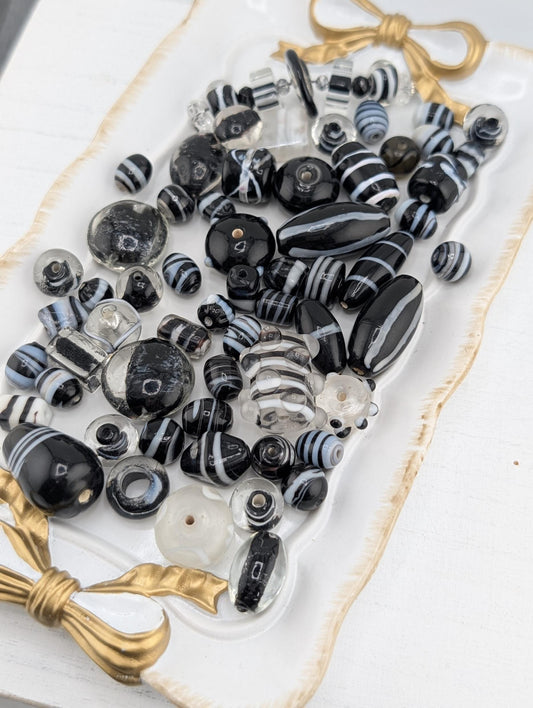 Learise Lampwork Glass Beads: Black & White Jewelry Making Mix (4 oz)
