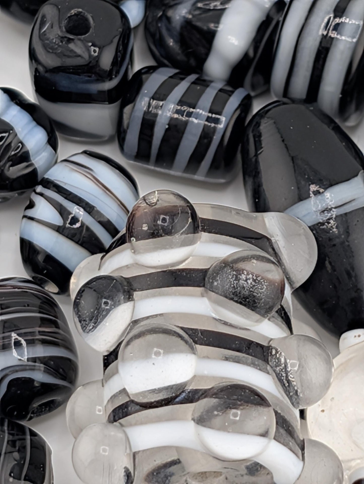 Learise Lampwork Glass Beads: Black & White Jewelry Making Mix (4 oz)