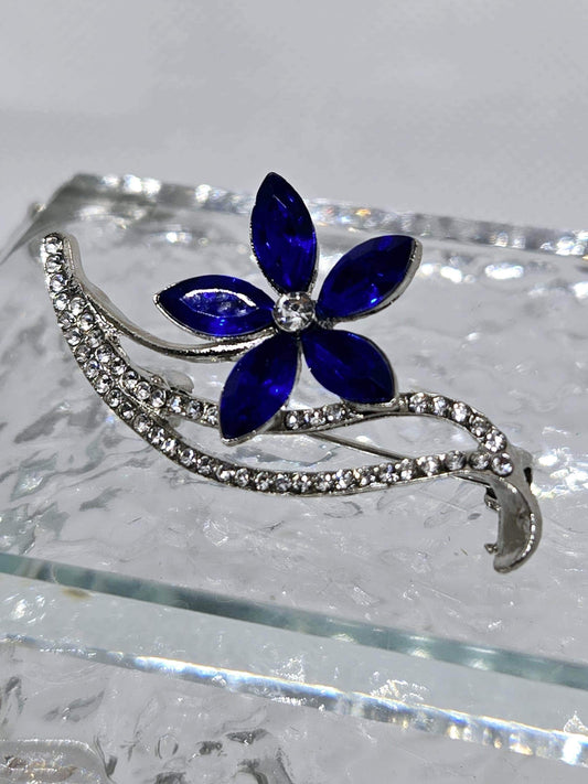 Silver Plated Sapphire Flowers   Brooch