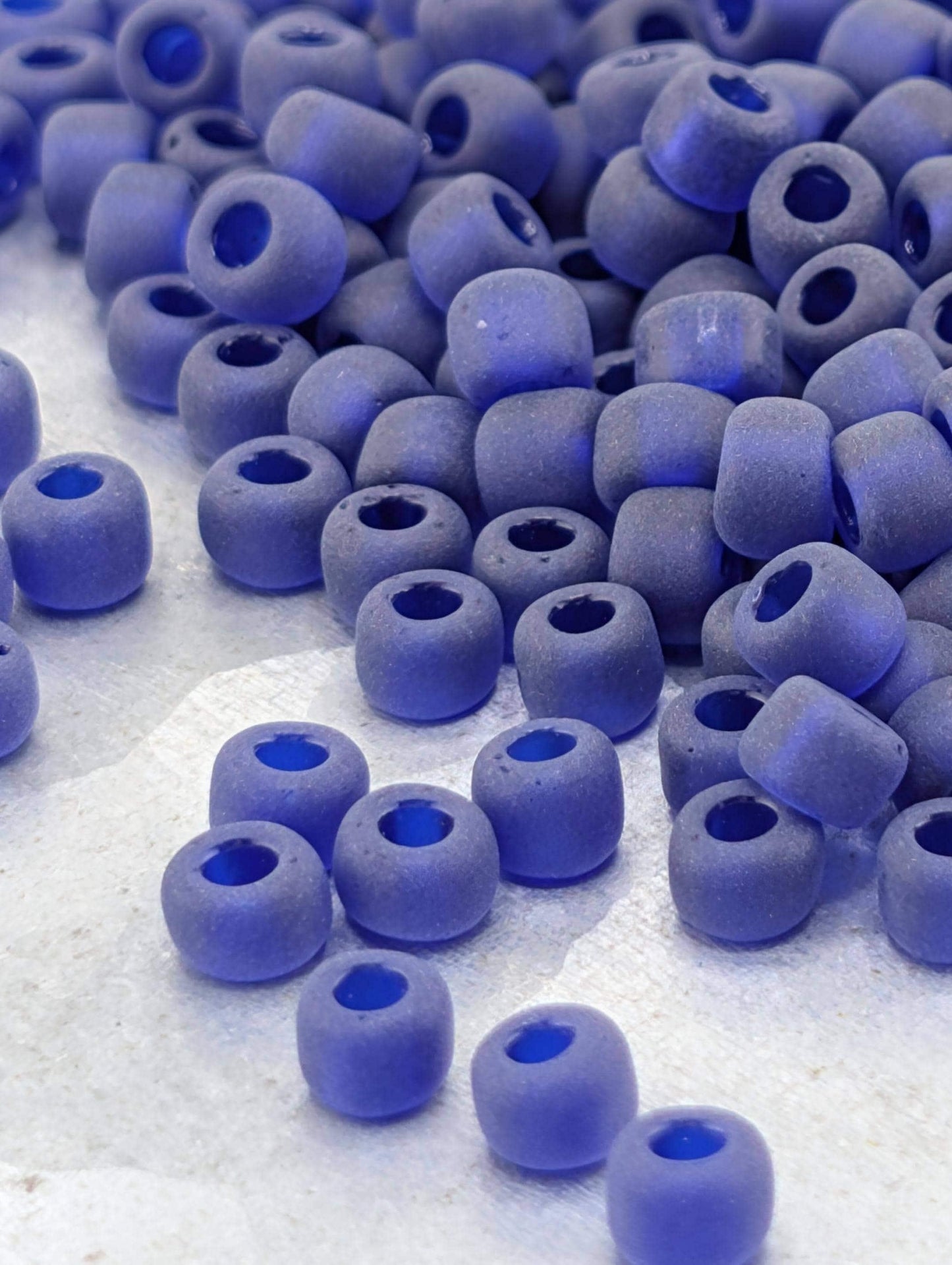 5581SB Transparent Matte Cobalt 6/0 (15g Pkg)