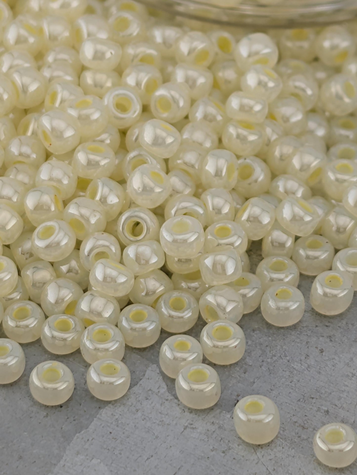 Opaque Luster Light Cream Pearl | Preciosa Ornela Seed Beads | Size 8/0 | 15g Pkg ~630 pcs