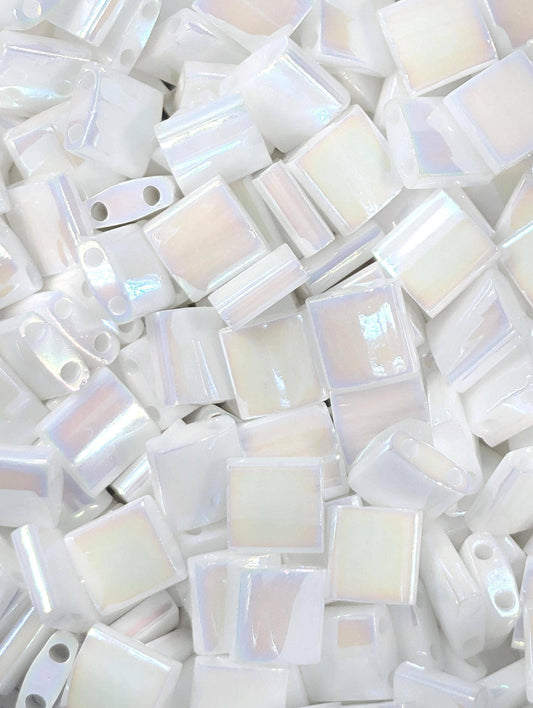 TL0471-Miyuki Tila Beads:White O/R (7.5g pkg)