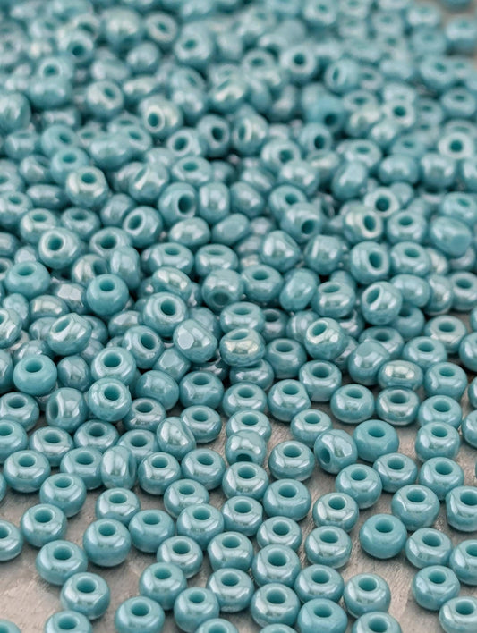 Opaque Turquoise Green True Cut 8c | Preciosa Ornela Seed Beads | Size 8/0 | 15g Pkg ~630 pcs