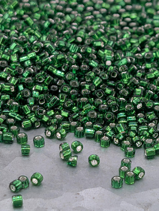 1839SB Transparent Silver-Lined Emerald Green 11/0 (15g pkg)