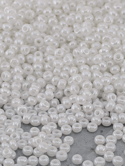 Opaque White Pearl Luster Size 11/0 15g pkg