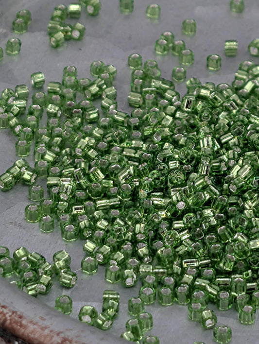 4615SB  Transparent Silver Lined Lime   11/0