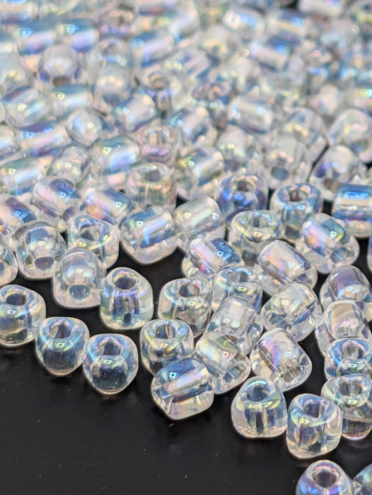 8TR1104-Miyuki Triangle Beads:Crystal/White ICL (10g pkg)