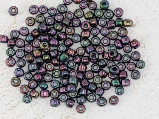 5695SB Opaque Iris Peacock 6/0 (15g Pkg)