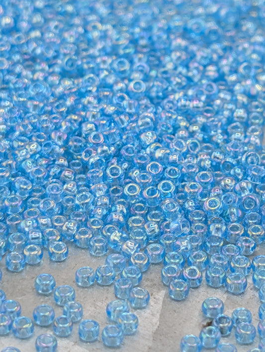 Transparent Sky Blue Rainbow Size 11/0 15g pkg